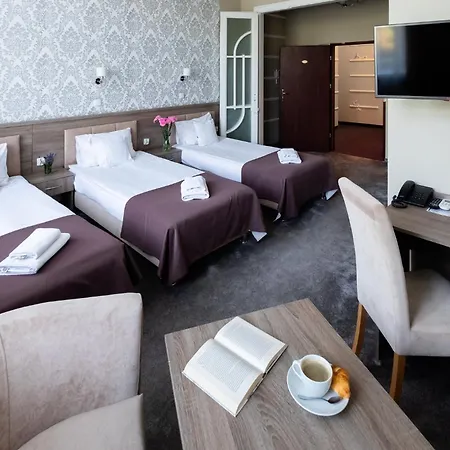 Hotel Maximum