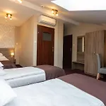 Maximum מלון 3*